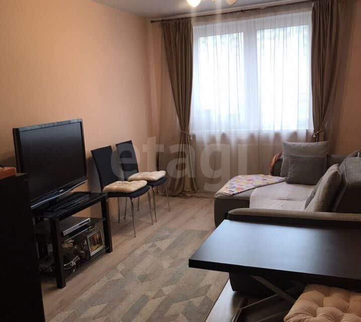 Продаётся 1-комнатная квартира, 37.6 м²