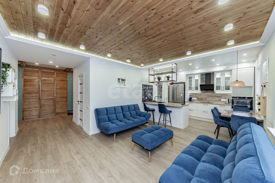 Сдаётся 3-комнатная квартира, 115 м²