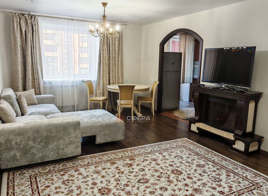 Сдаётся 2-комнатная квартира, 58 м²