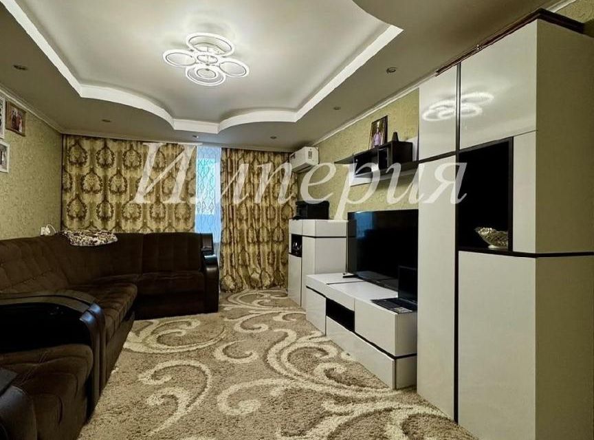 Продаётся 3-комнатная квартира, 62.2 м²