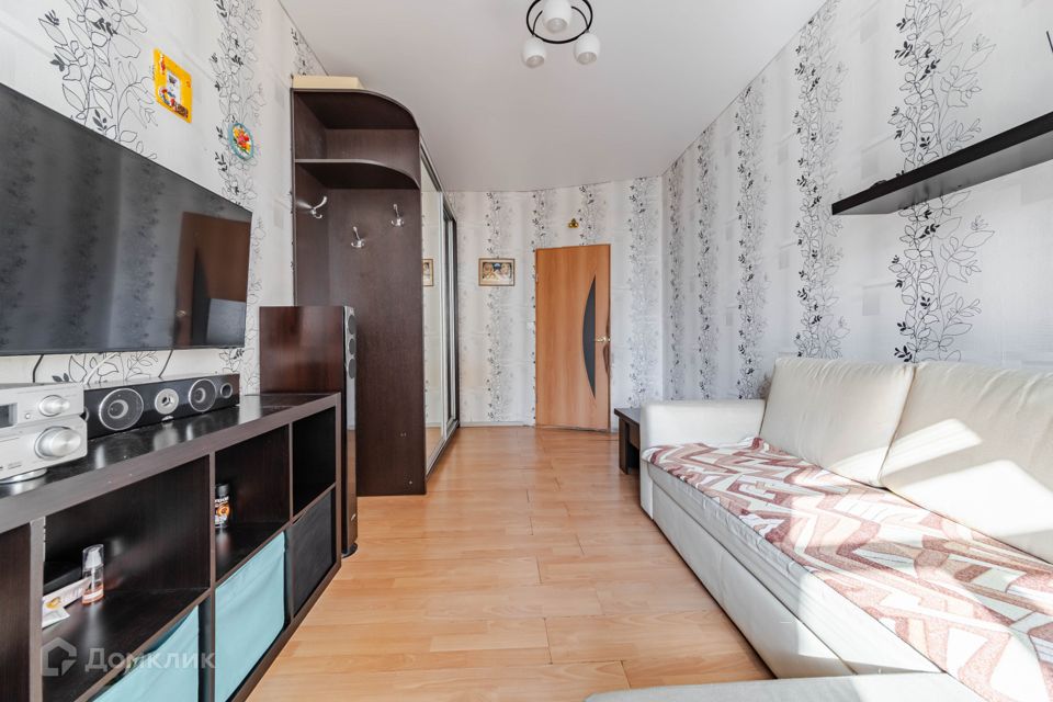 Продаётся 3-комнатная квартира, 56 м²