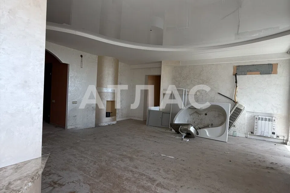 Продаётся 3-комнатная квартира, 98 м²