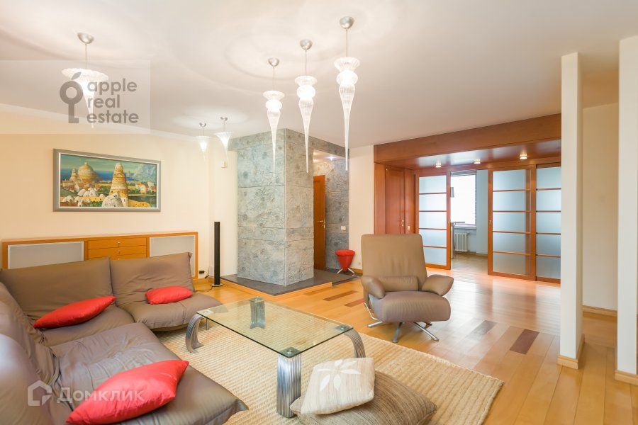 Сдаётся 3-комнатная квартира, 130 м²