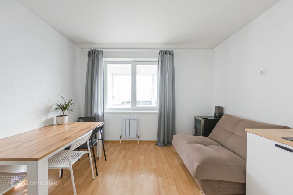 Продаётся 1-комнатная квартира, 40.4 м²