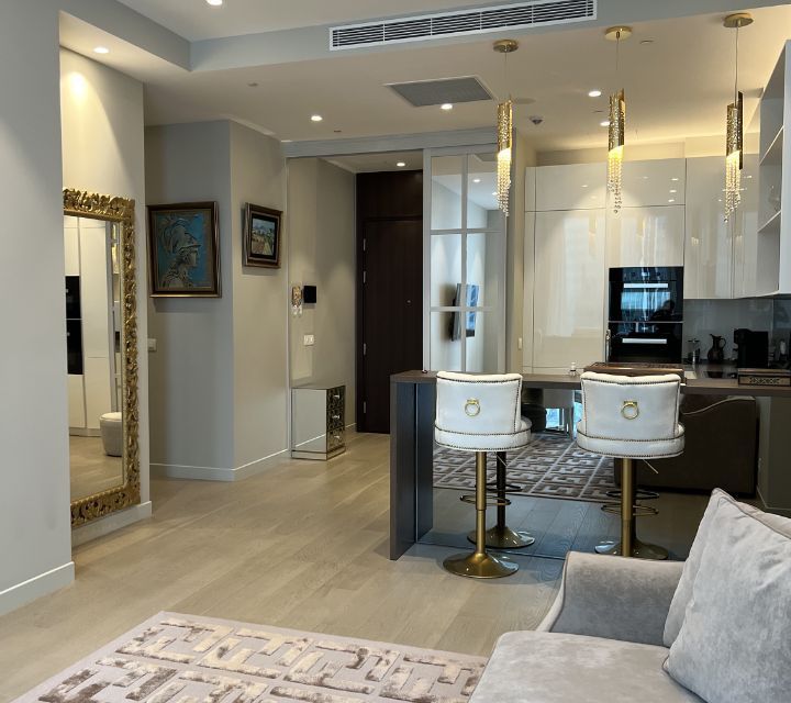 Сдаётся 1-комнатная квартира, 60.9 м²