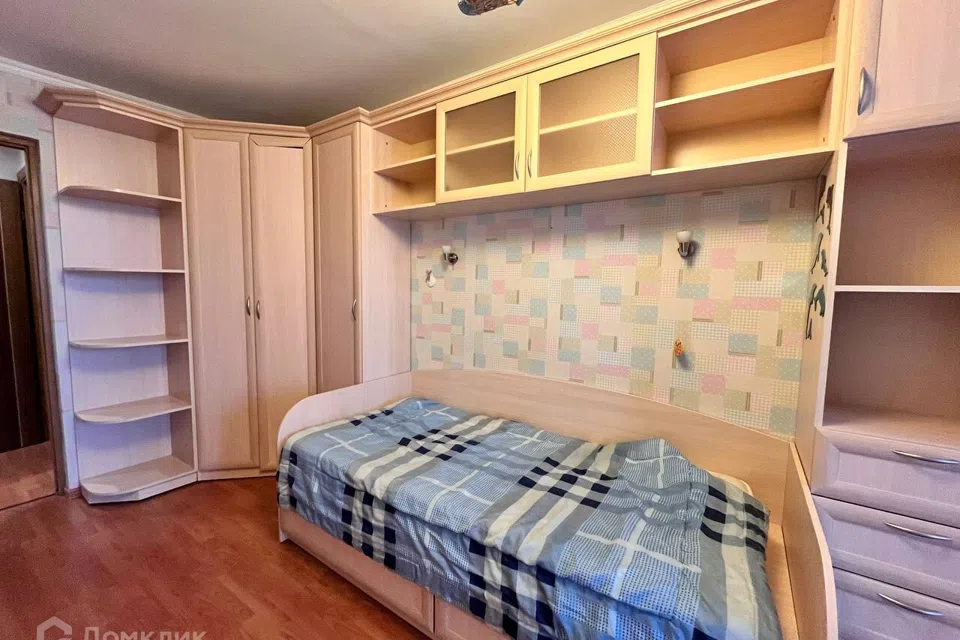 Продаётся 3-комнатная квартира, 61.5 м²