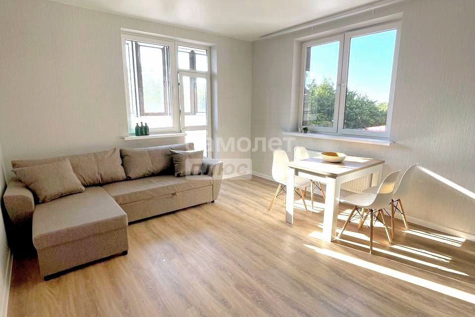 Сдаётся 2-комнатная квартира, 55 м²