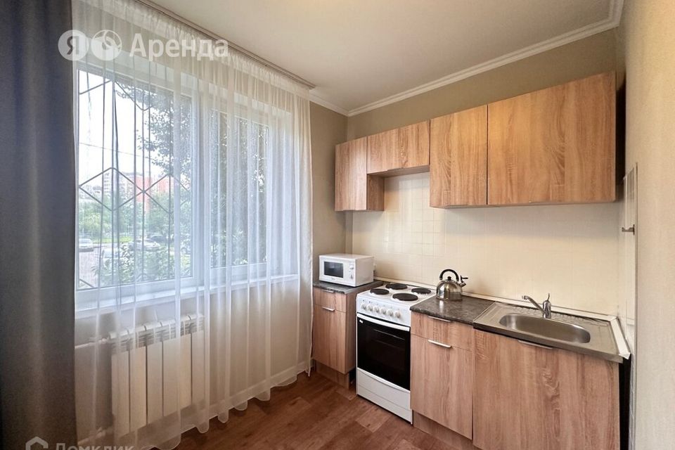 Сдаётся 1-комнатная квартира, 40 м²