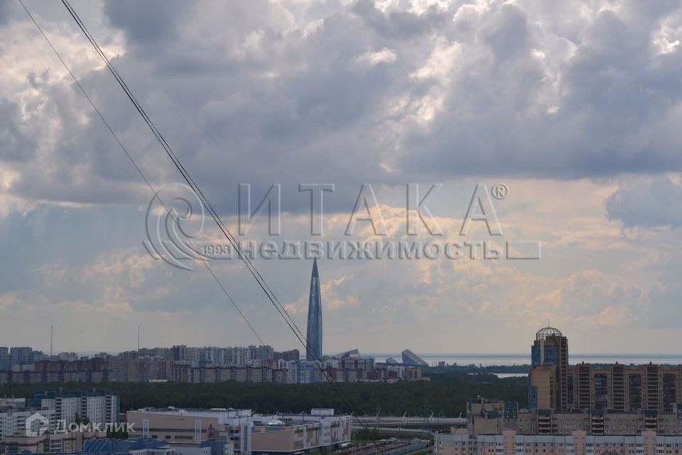 Продаётся 3-комнатная квартира, 90.2 м²