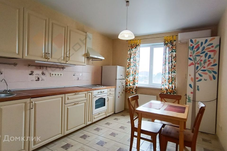Продаётся 3-комнатная квартира, 63.5 м²