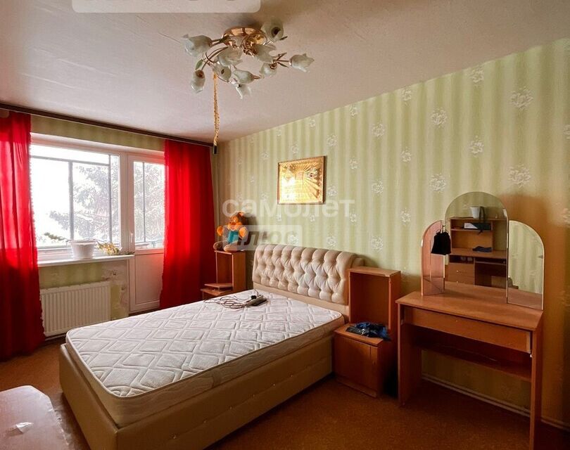 Продаётся 3-комнатная квартира, 60.7 м²