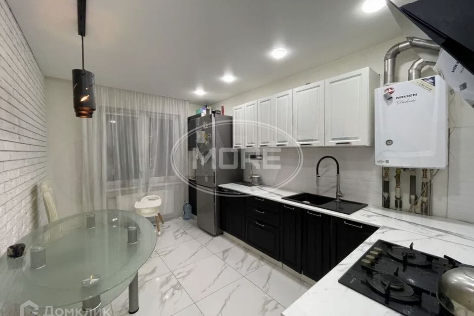 Продаётся 3-комнатная квартира, 76 м²