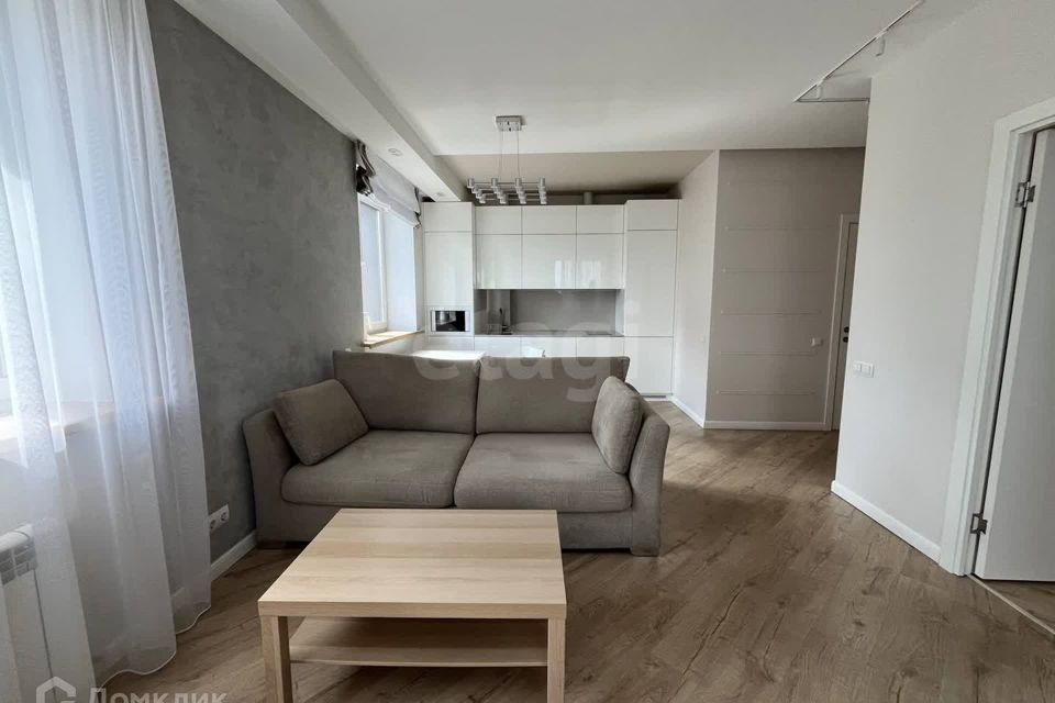 Продаётся 1-комнатная квартира, 50.6 м²