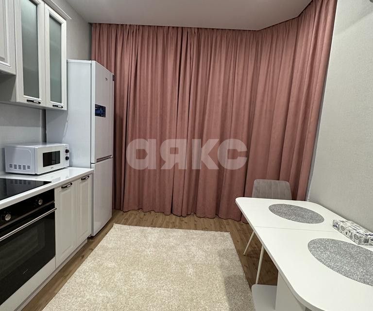Продаётся 1-комнатная квартира, 35.9 м²