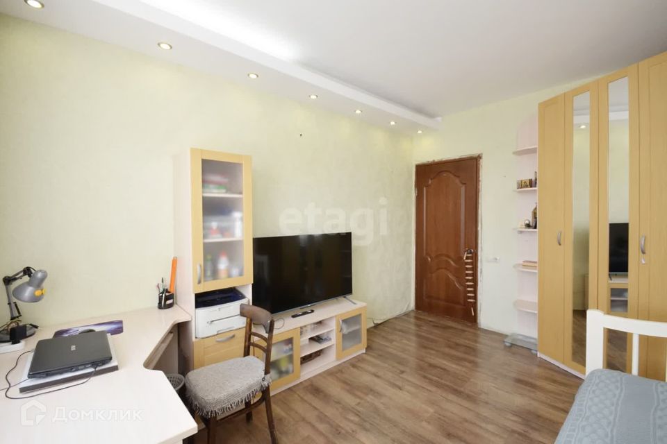 Продаётся 3-комнатная квартира, 68.9 м²