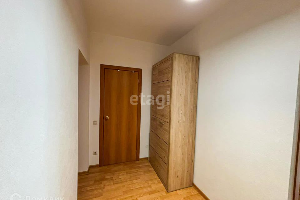 Продаётся 2-комнатная квартира, 62.8 м²