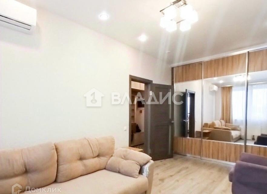 Продаётся 1-комнатная квартира, 33 м²