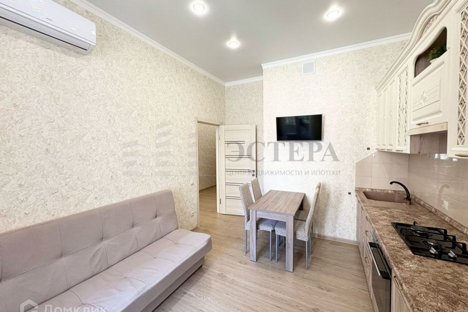 Продаётся 1-комнатная квартира, 38.5 м²