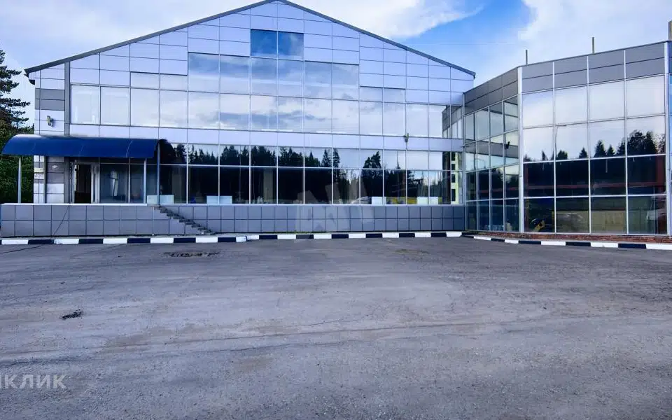 Сдаётся помещение своб. назначения, 546.7 м²