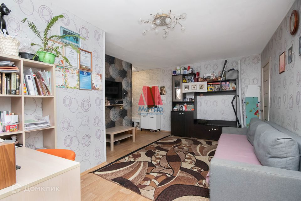 Продаётся 2-комнатная квартира, 43.8 м²