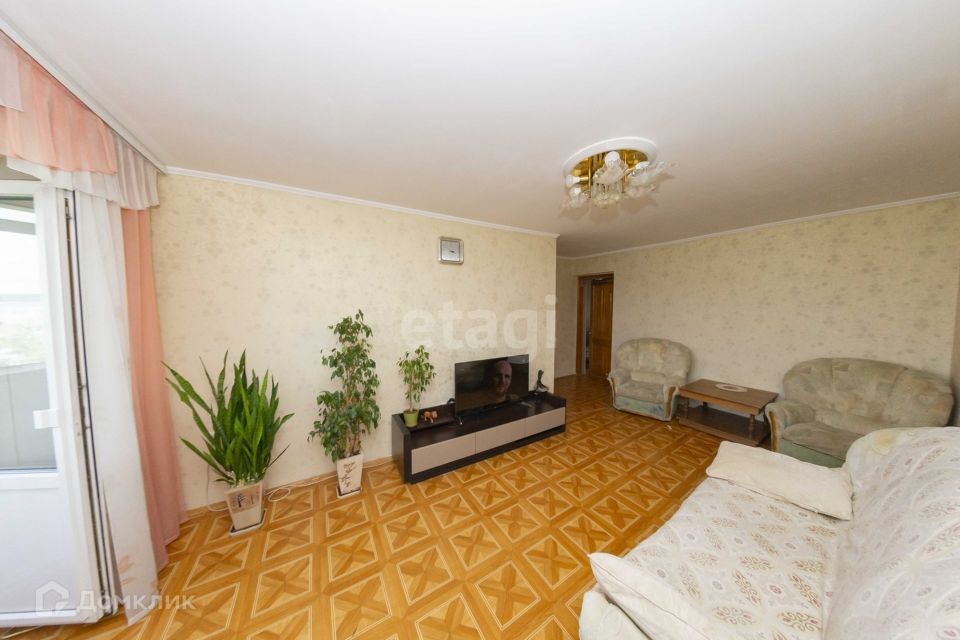 Продаётся 3-комнатная квартира, 56.4 м²