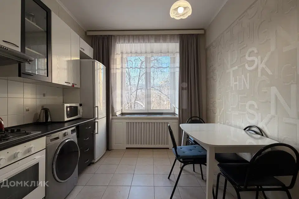 Продаётся 2-комнатная квартира, 66.3 м²