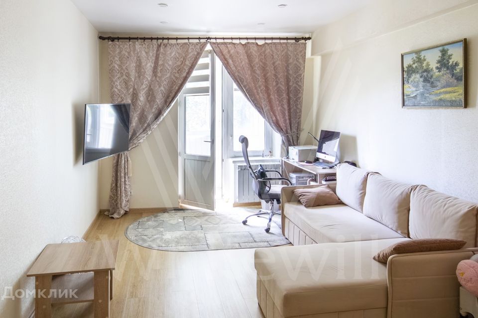 Продаётся 1-комнатная квартира, 45.3 м²