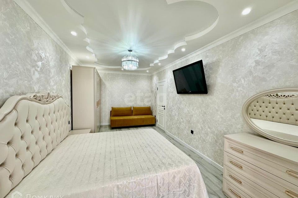 Продаётся 1-комнатная квартира, 43.2 м²