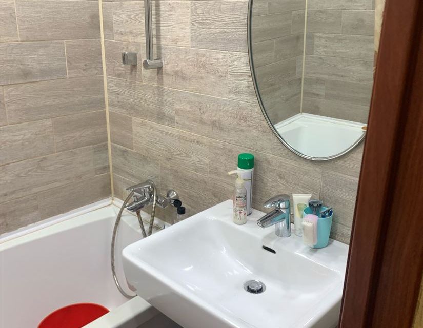 Продаётся 2-комнатная квартира, 53 м²