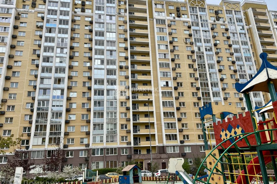 Продаётся 1-комнатная квартира, 40 м²