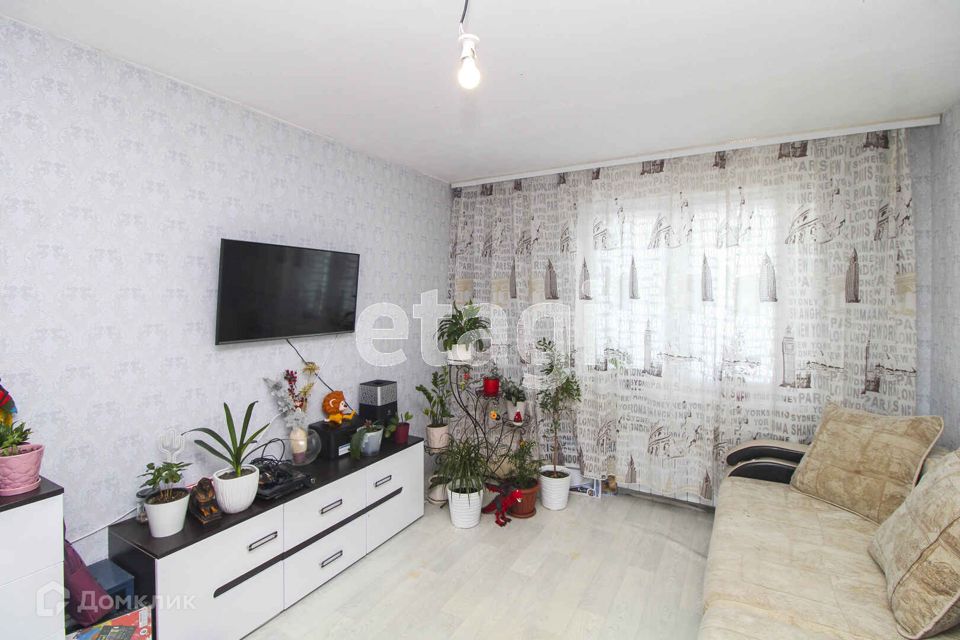 Продаётся 1-комнатная квартира, 35.6 м²