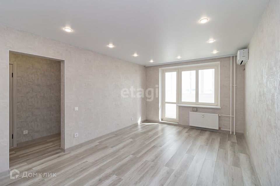 Продаётся 1-комнатная квартира, 37.3 м²