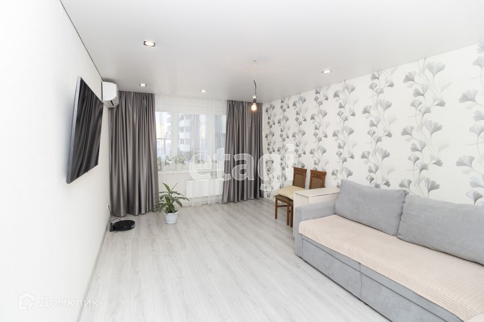 Продаётся 2-комнатная квартира, 67.6 м²