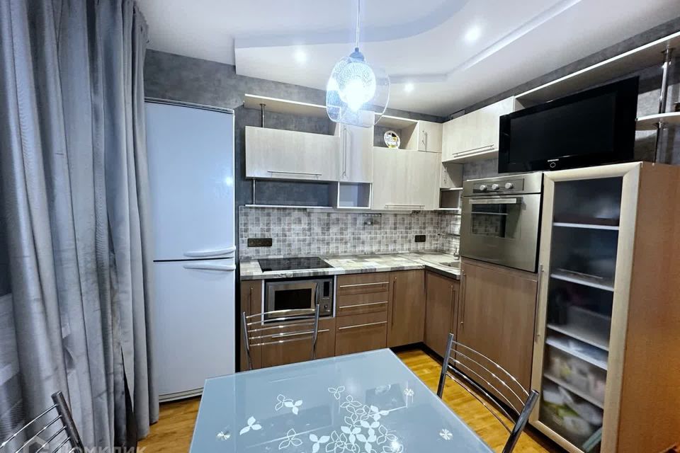 Продаётся 3-комнатная квартира, 83 м²