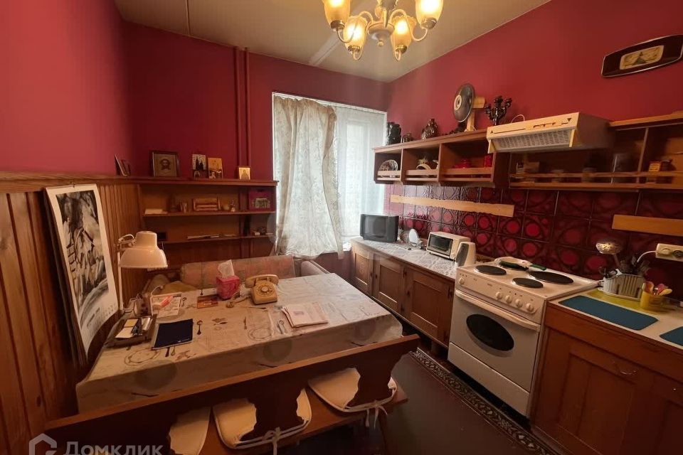 Продаётся 1-комнатная квартира, 43.6 м²