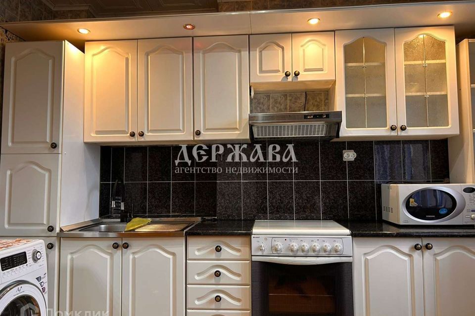 Продаётся 3-комнатная квартира, 75 м²
