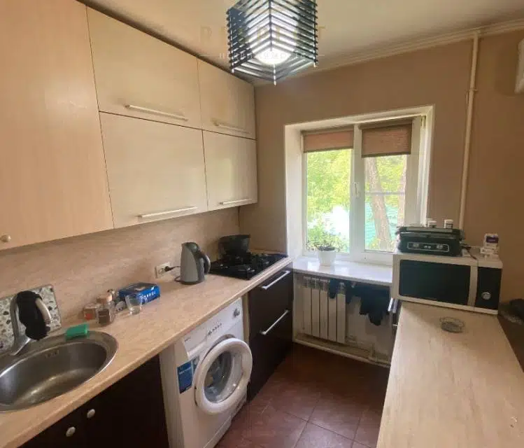 Продаётся 1-комнатная квартира, 34 м²