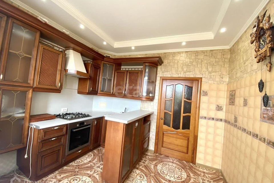 Продаётся 3-комнатная квартира, 109.3 м²