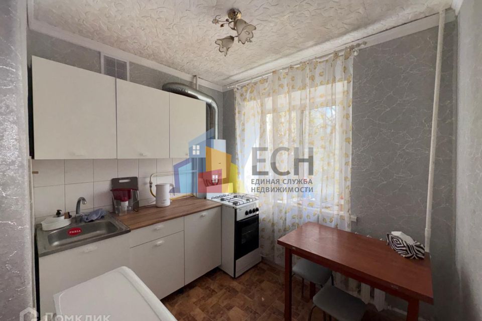 Продаётся 2-комнатная квартира, 40.7 м²