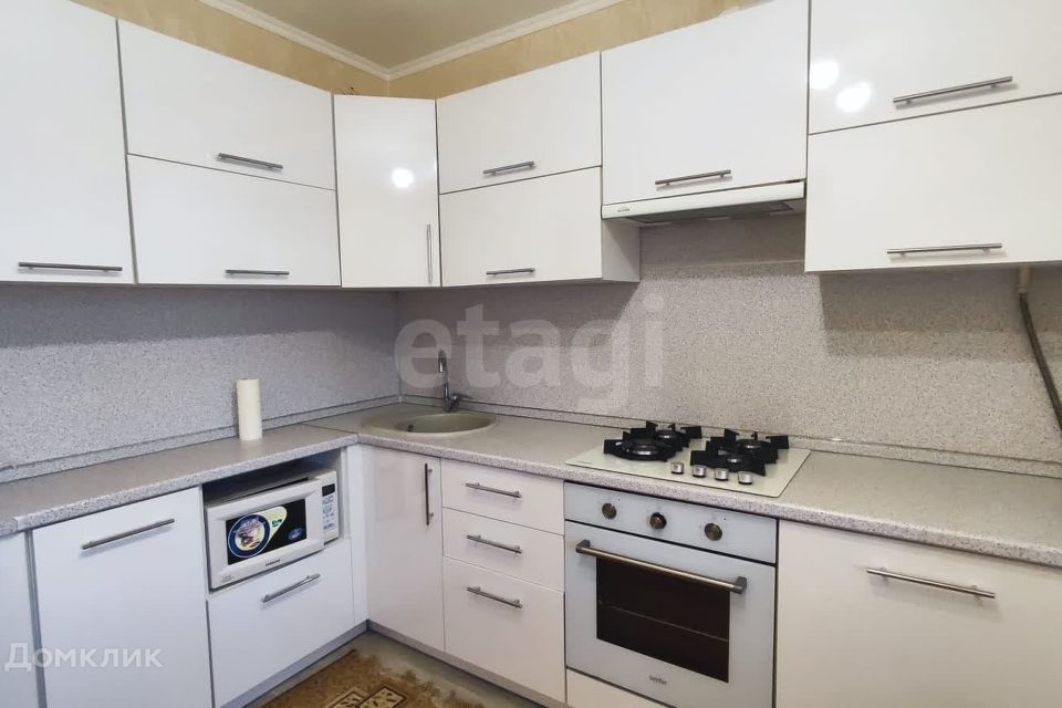 Сдаётся 1-комнатная квартира, 39 м²