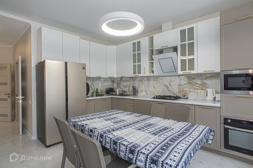 Продаётся 2-комнатная квартира, 85.8 м²