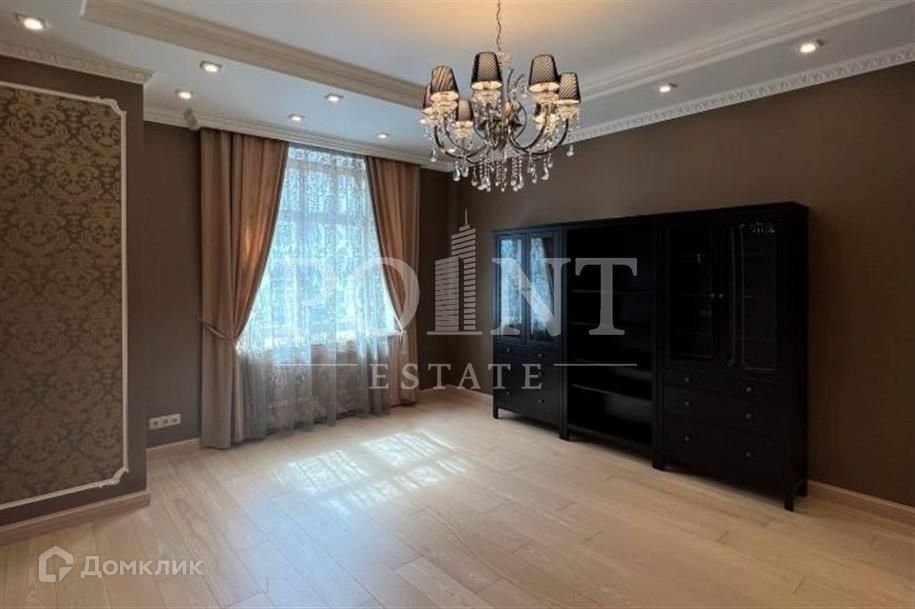 Сдаётся 6-комнатная квартира, 224 м²