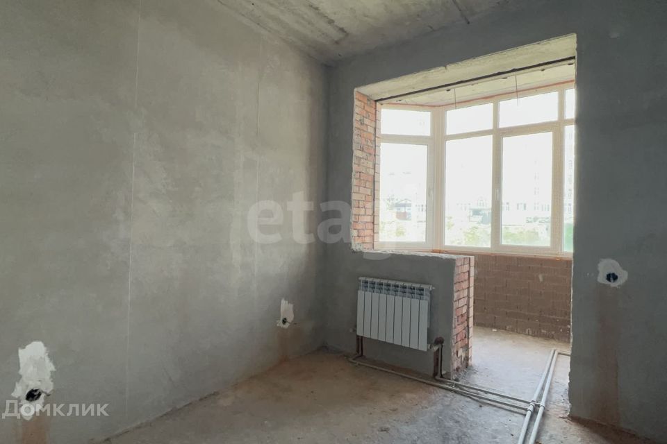 Продаётся 1-комнатная квартира, 43 м²