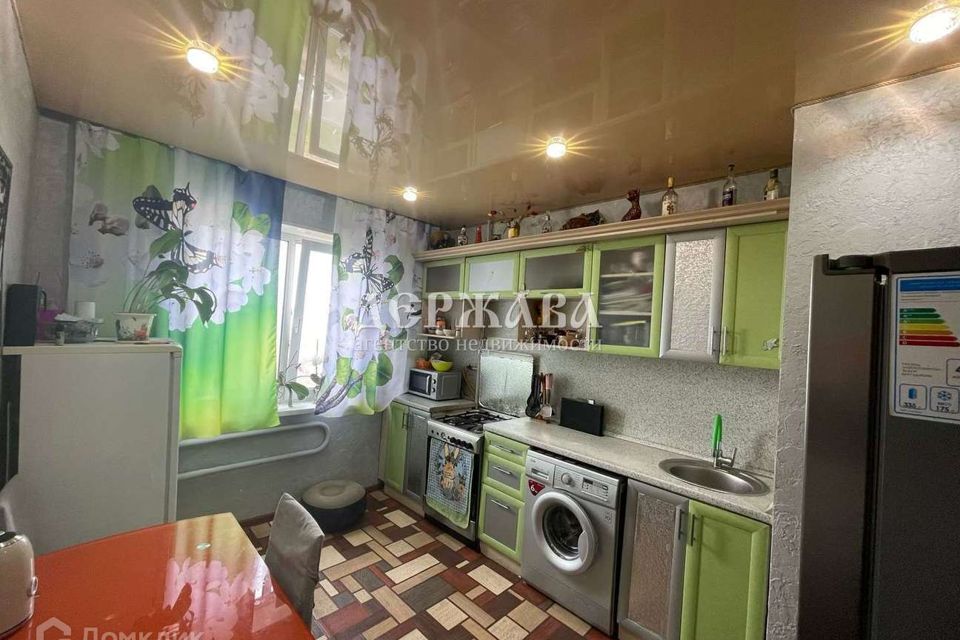 Продаётся 3-комнатная квартира, 63.4 м²