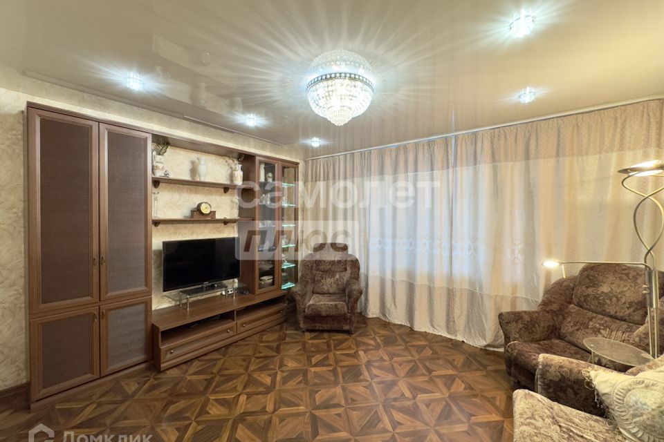 Продаётся 4-комнатная квартира, 81.1 м²