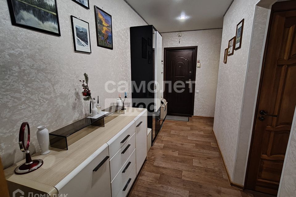 Продаётся 3-комнатная квартира, 61.2 м²