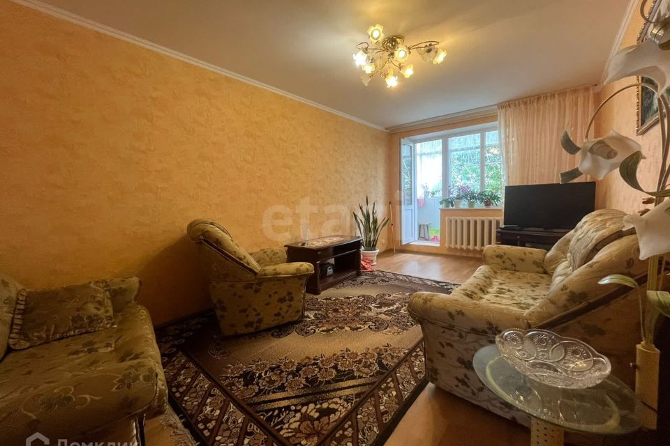 Продаётся 2-комнатная квартира, 61.2 м²
