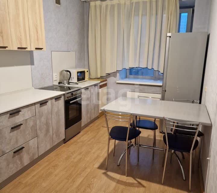 Продаётся 2-комнатная квартира, 62 м²