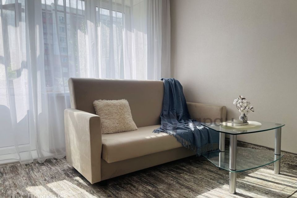 Продаётся 2-комнатная квартира, 42.4 м²