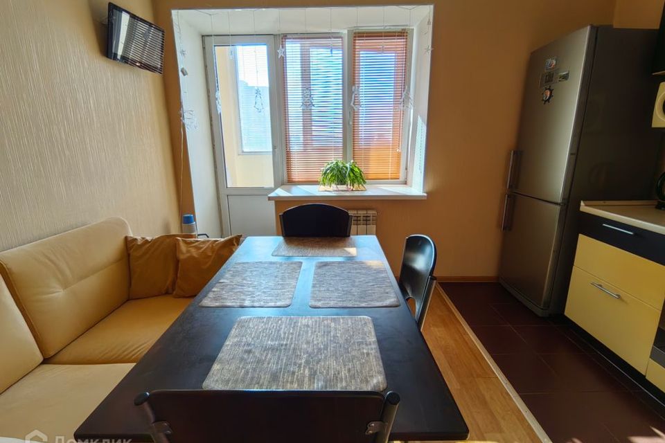 Продаётся 2-комнатная квартира, 66.9 м²